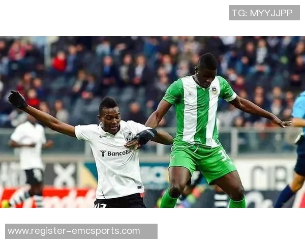 英超足球热议武汉足球队意识争议引发的多方讨论与反思 英超足球热议武汉足球队意识争议引发的多方讨论与反思