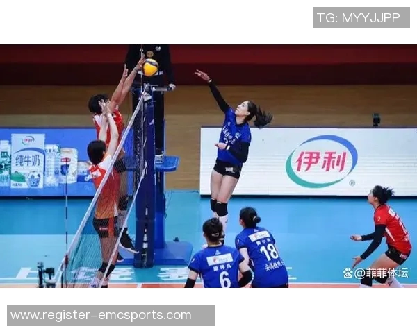 重庆排球队在城市联赛积分榜上以72分稳居第一展现强劲实力