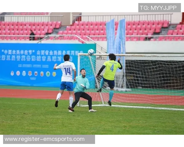 运动最新数据张强深度解析足球技巧与战术分享独家心得助你提升球技 运动最新数据张强深度解析足球技巧与战术分享独家心得助你提升球技